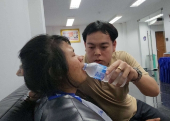 อาการกำเริบหน้าห้องผู้การ คนทำร้่ายยังลอยนวน