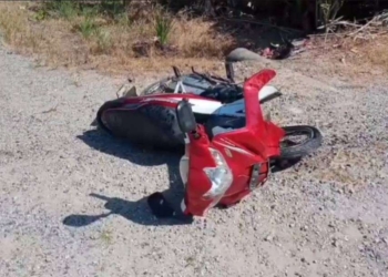 ระยอง สาวซิ่ง หลุดโค้งชนปิคอัพฟันหักเลือดท่วม