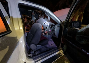 ระยอง สยองริมหาดสาวรมควันในรถไฟลุกท่วม