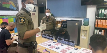 ตำรวจระยอง รวบ 3 ผู้ต้องหาคาด่านตรวจ พร้อมยาบ้าเกือบ 4 พันเม็ด