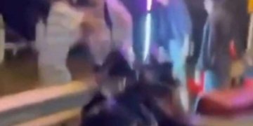 ระยอง แม่รำพึงโหดเยาวชนรัวยิงผิดตัวดับ